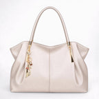 Cabas en Cuir Élégant avec Finitions Métalliques - 1001 Sacs