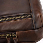 Sac Poitrine en Cuir de Vachette Vieilli Peint à la Main - 1001 Sacs