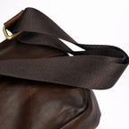 Sac Poitrine en Cuir de Vachette Vieilli Peint à la Main - 1001 Sacs